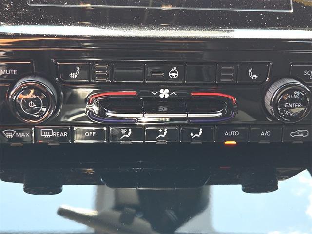 new 2025 Jeep Grand Cherokee L car, priced at $38,497