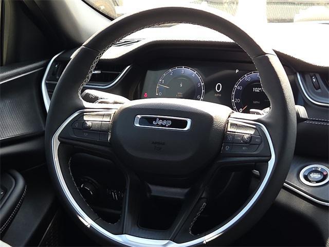 new 2025 Jeep Grand Cherokee L car, priced at $38,497