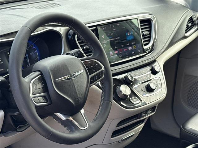 used 2023 Chrysler Pacifica car, priced at $21,747