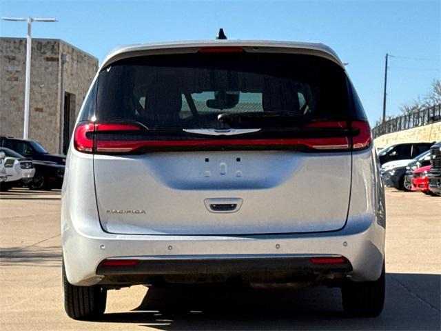 used 2024 Chrysler Pacifica car, priced at $27,456