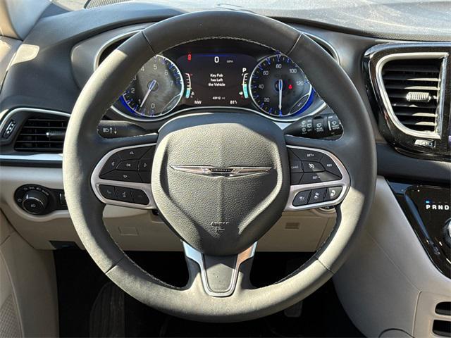 used 2024 Chrysler Pacifica car, priced at $27,456