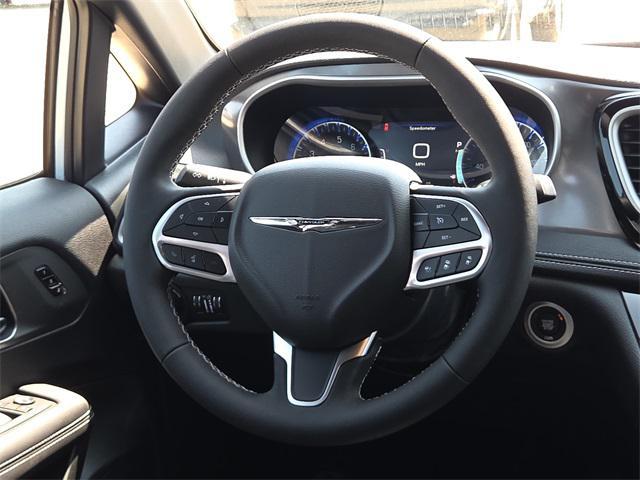 new 2026 Chrysler Pacifica car, priced at $32,917