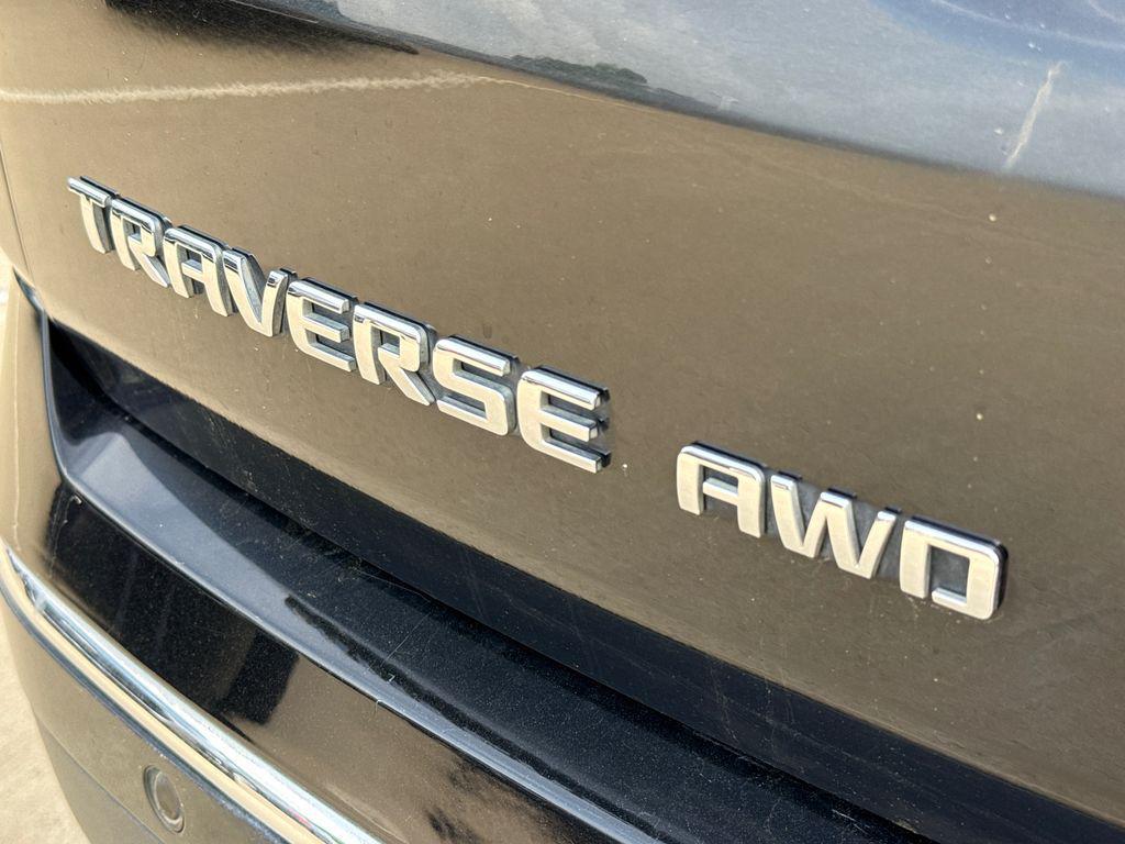 used 2018 Chevrolet Traverse car, priced at $17,860