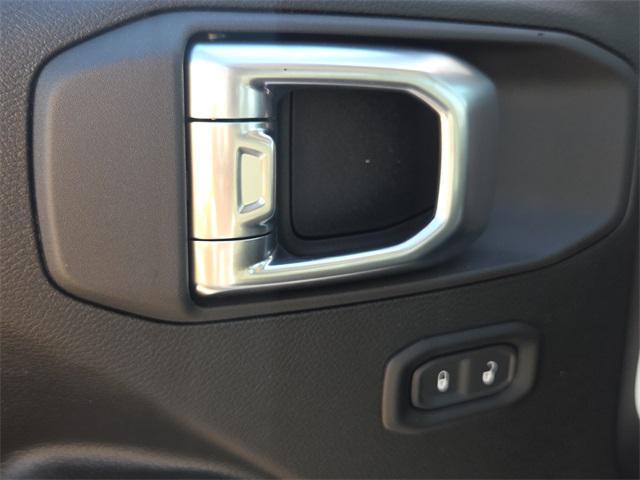 new 2026 Jeep Wrangler car, priced at $39,244