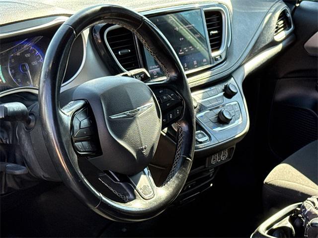 used 2021 Chrysler Pacifica car, priced at $21,736