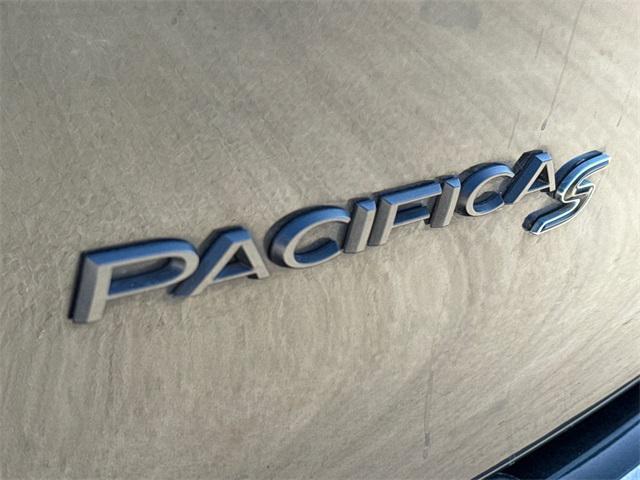 used 2021 Chrysler Pacifica car, priced at $21,736