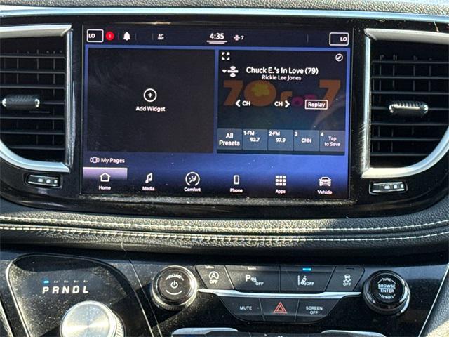 used 2021 Chrysler Pacifica car, priced at $21,736