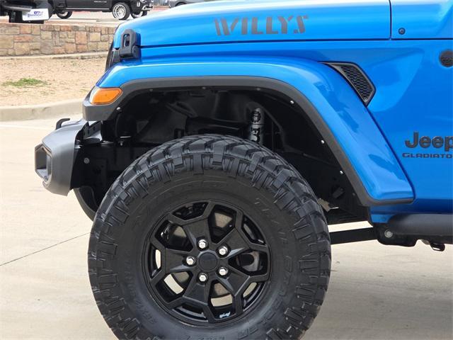 used 2021 Jeep Gladiator car, priced at $30,843