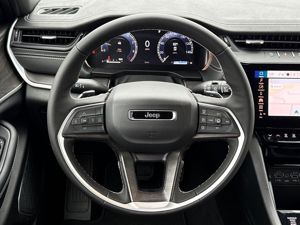 new 2026 Jeep Grand Cherokee car, priced at $39,546