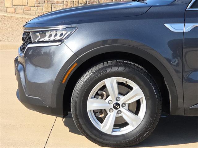 used 2021 Kia Sorento car, priced at $17,418