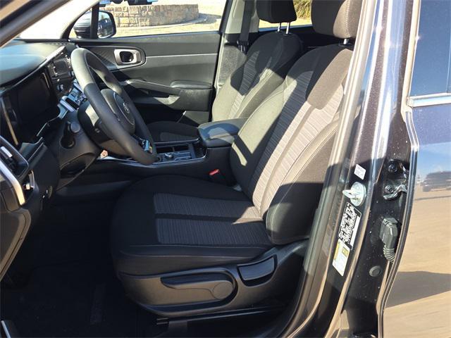 used 2021 Kia Sorento car, priced at $17,418