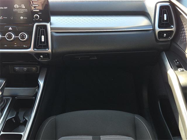 used 2021 Kia Sorento car, priced at $17,418