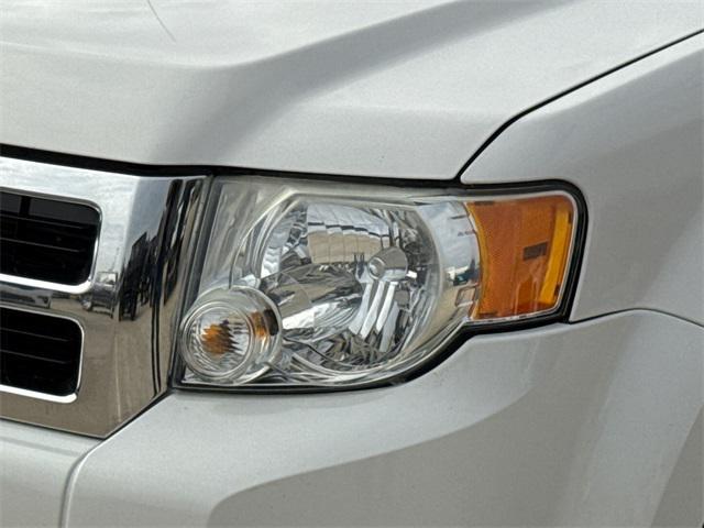 used 2009 Ford Escape car, priced at $6,125