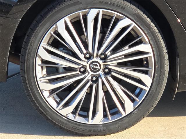 used 2023 Nissan Altima car, priced at $19,957