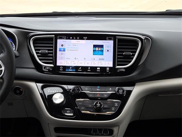 used 2022 Chrysler Pacifica car, priced at $22,372