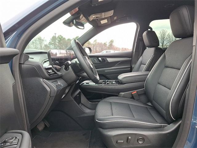 used 2025 Buick Enclave car, priced at $34,988