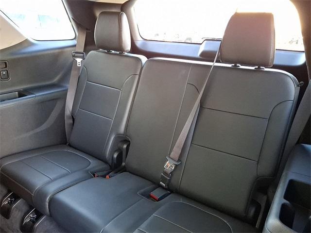 used 2021 Chevrolet Traverse car, priced at $30,988