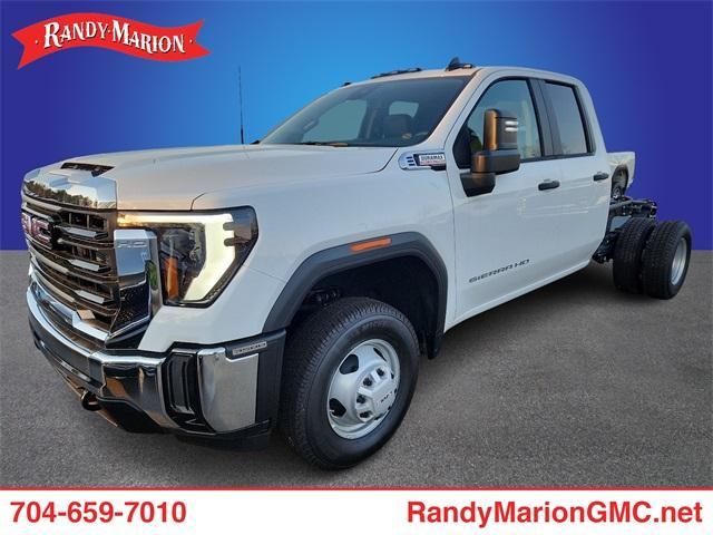 new 2024 GMC Sierra 3500 car, priced at $61,607