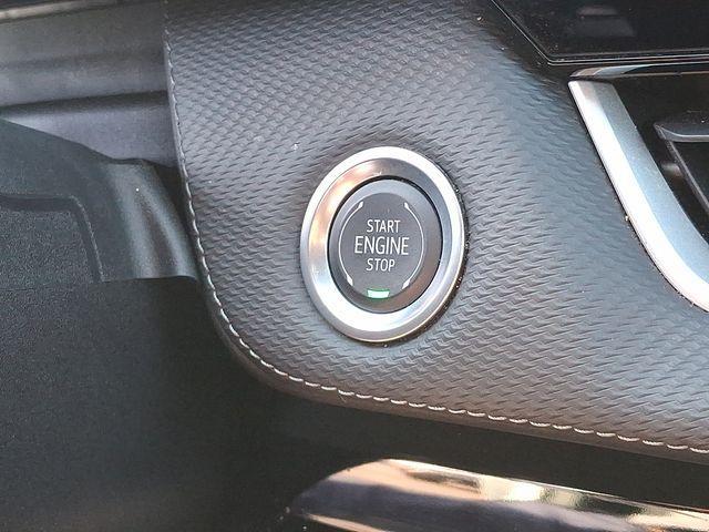 used 2025 Chevrolet Equinox car, priced at $23,325