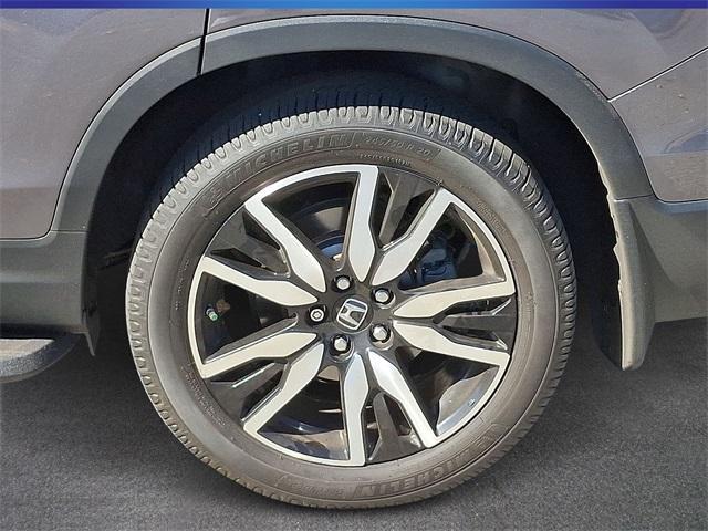 used 2021 Honda Pilot car, priced at $23,988