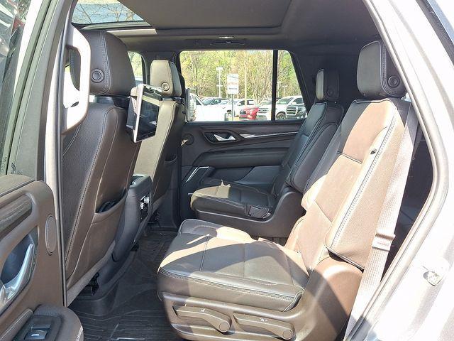 used 2022 GMC Yukon car, priced at $55,988