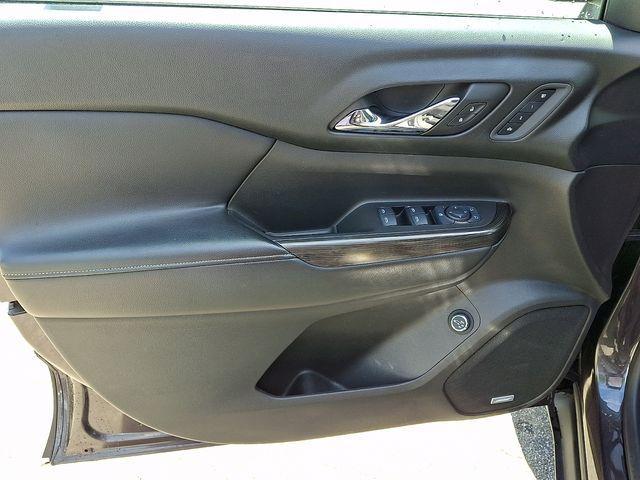 used 2017 GMC Acadia car, priced at $18,897