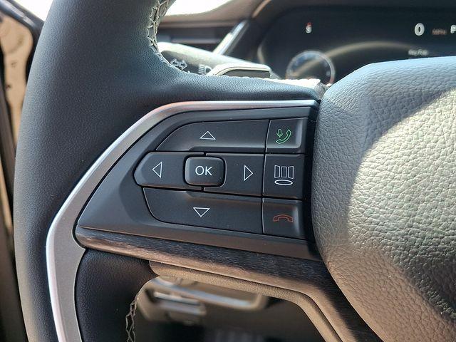 used 2025 Jeep Grand Cherokee L car, priced at $38,987