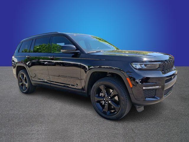 used 2025 Jeep Grand Cherokee L car, priced at $38,987