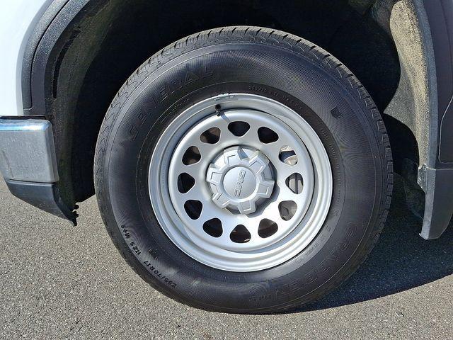 new 2024 GMC Sierra 1500 car, priced at $37,410