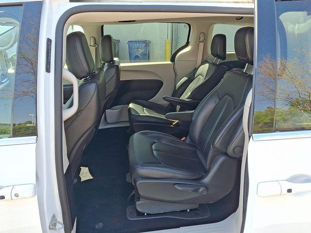 used 2024 Chrysler Pacifica Hybrid car, priced at $25,588