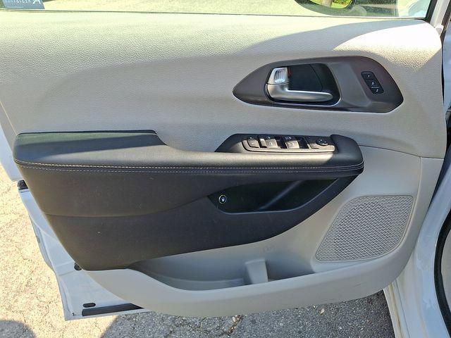 used 2024 Chrysler Pacifica Hybrid car, priced at $25,588