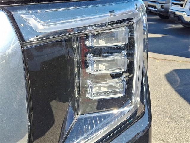 used 2022 GMC Yukon XL car, priced at $48,988