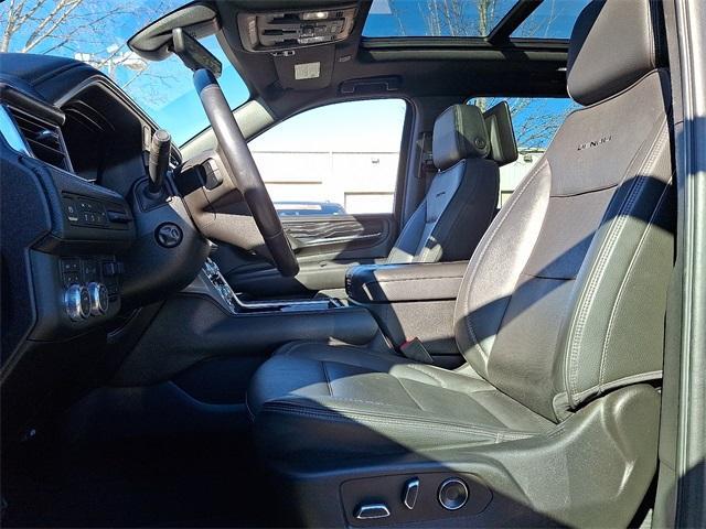 used 2022 GMC Yukon XL car, priced at $48,988