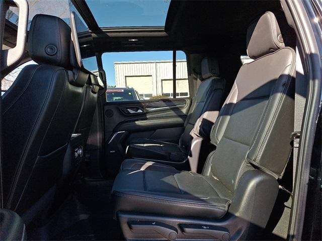 used 2022 GMC Yukon XL car, priced at $48,988