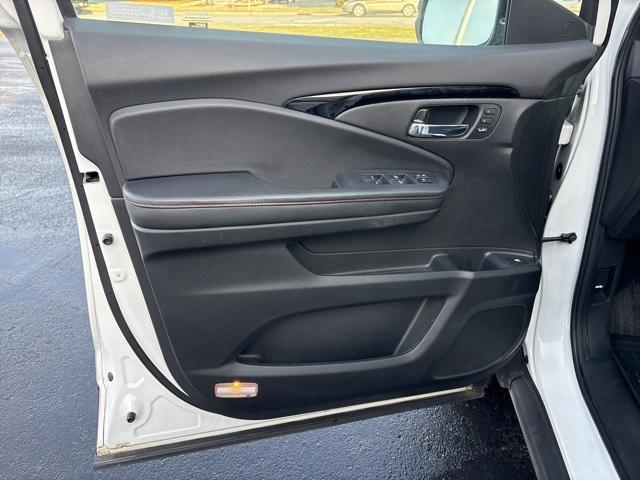 used 2023 Honda Ridgeline car, priced at $32,922