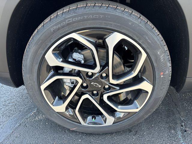 new 2026 Chevrolet Trax car, priced at $28,155