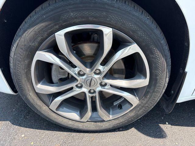 used 2021 Chrysler Pacifica car, priced at $26,184