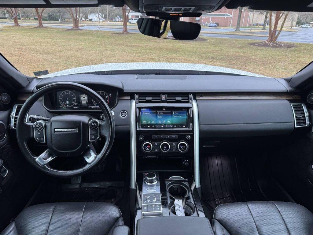 used 2018 Land Rover Discovery car, priced at $15,700