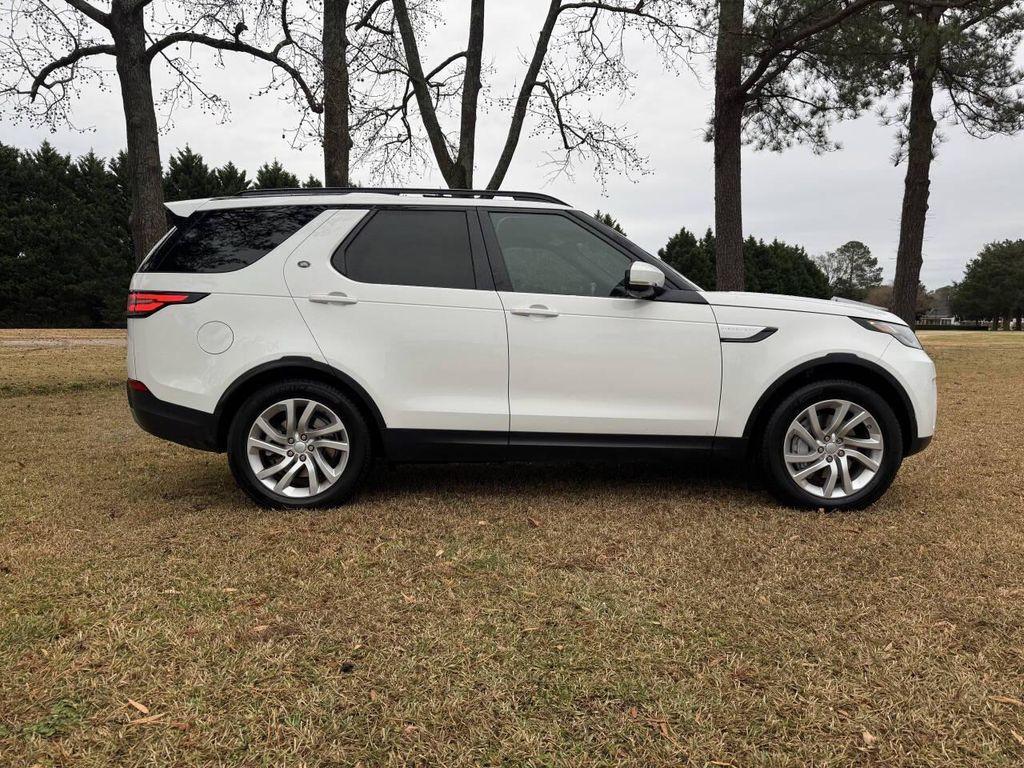 used 2018 Land Rover Discovery car, priced at $15,700