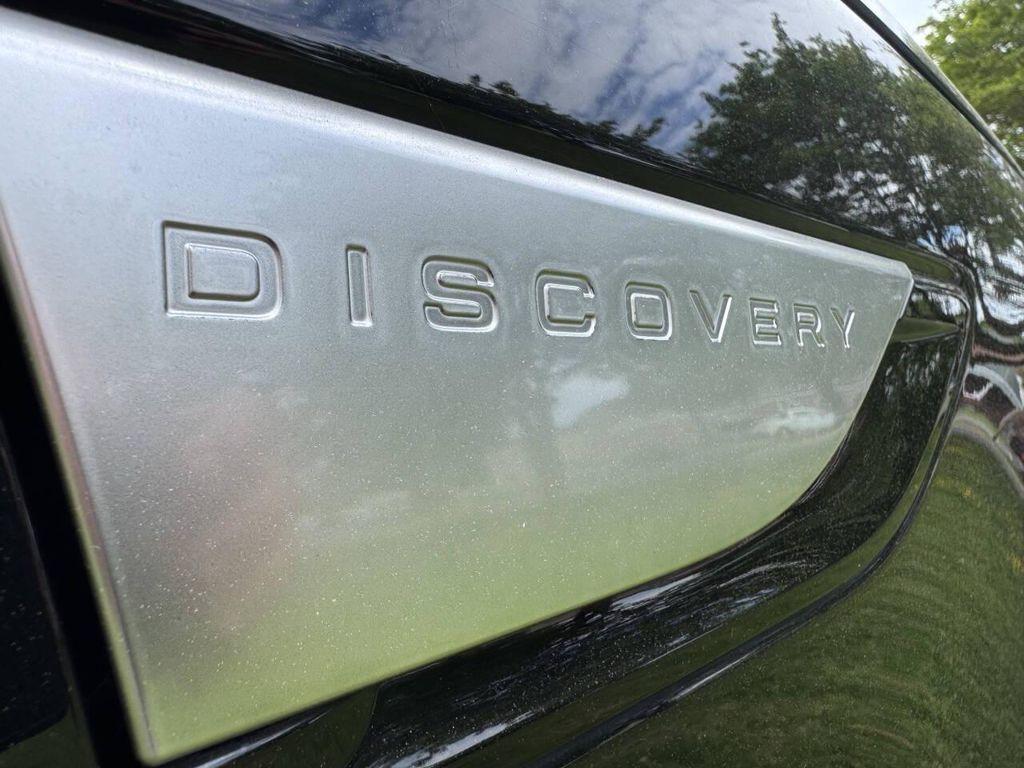 used 2017 Land Rover Discovery car, priced at $15,700