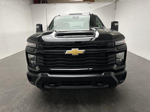 new 2026 Chevrolet Silverado 3500 car, priced at $68,000