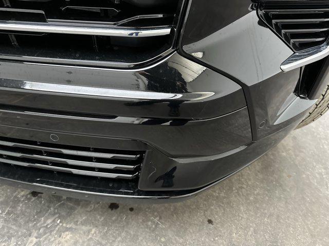 new 2026 Chevrolet Traverse car, priced at $59,570