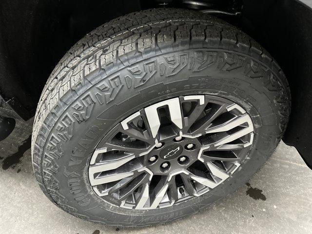 new 2026 Chevrolet Suburban car, priced at $80,900