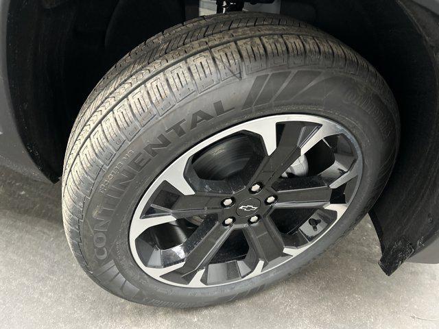 new 2026 Chevrolet Equinox car, priced at $32,340