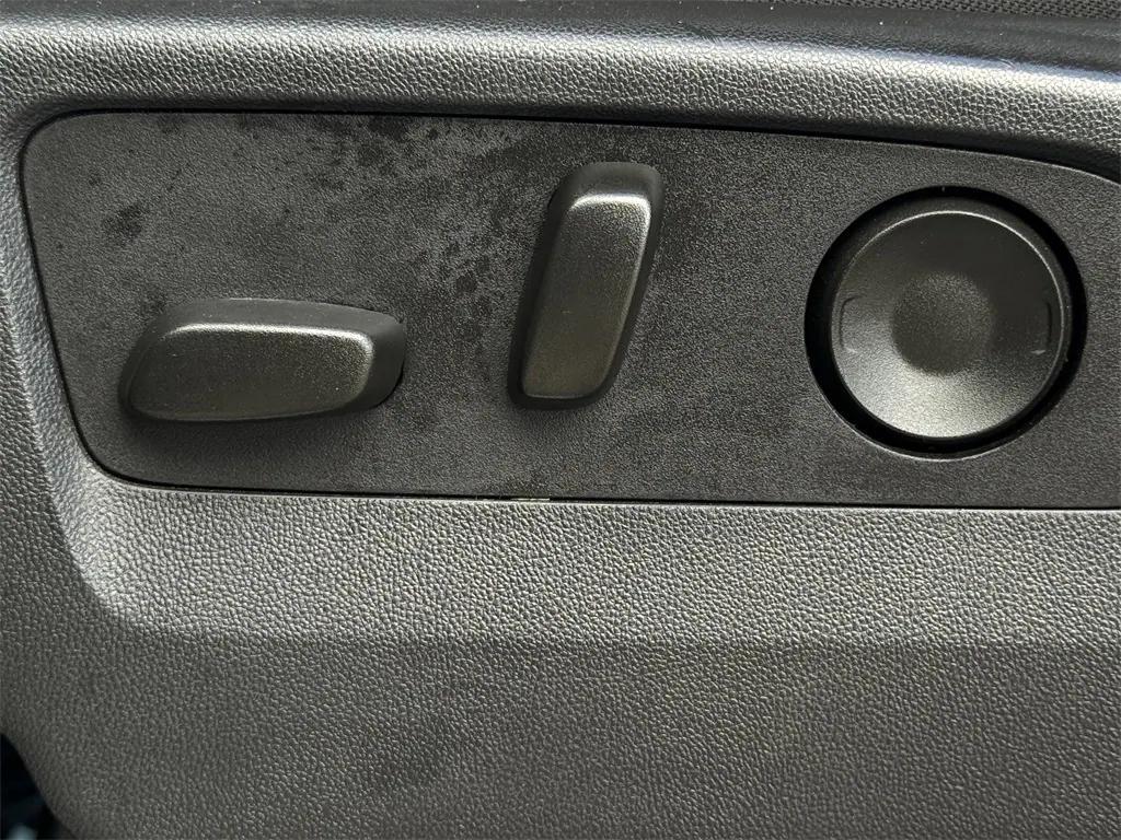 used 2025 Chevrolet Silverado 1500 car, priced at $39,391