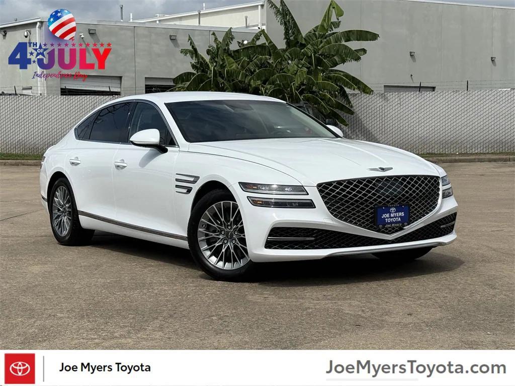 2024 White Genesis G80