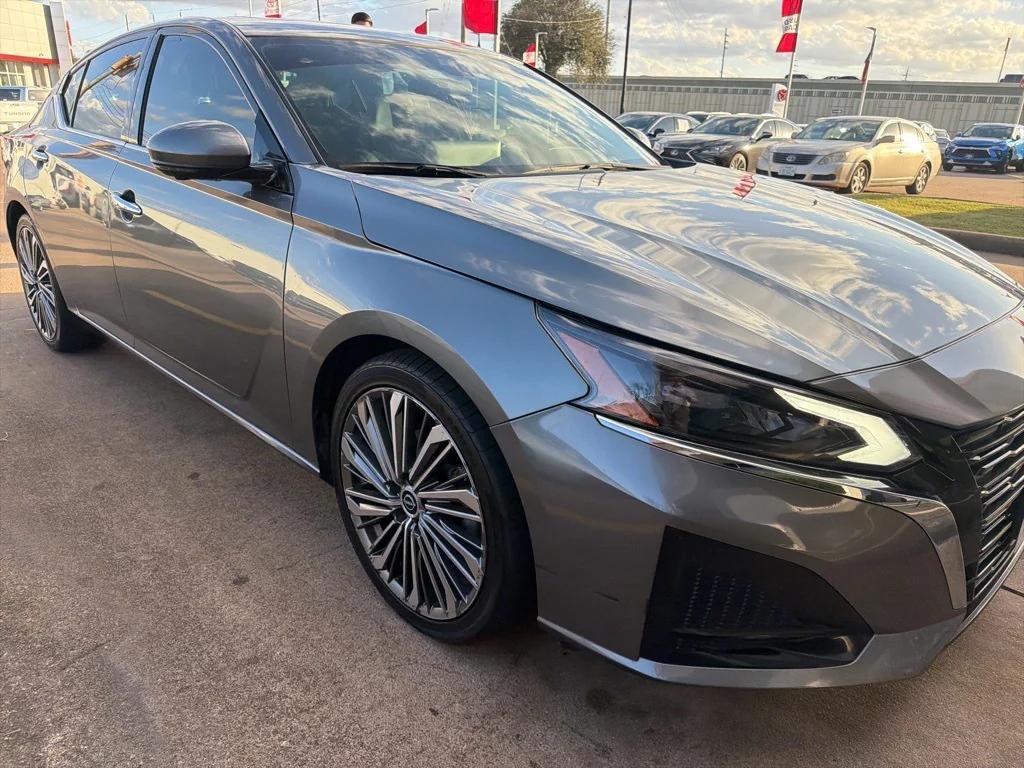 used 2023 Nissan Altima car, priced at $19,491