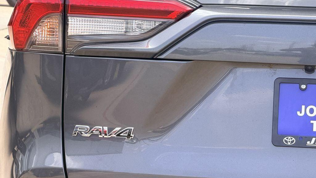 used 2021 Subaru Ascent car, priced at $22,816