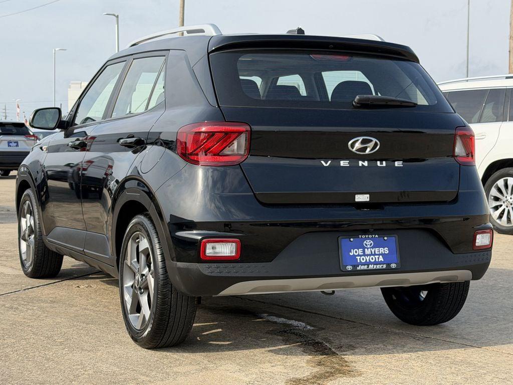 used 2025 Hyundai Venue car, priced at $18,891