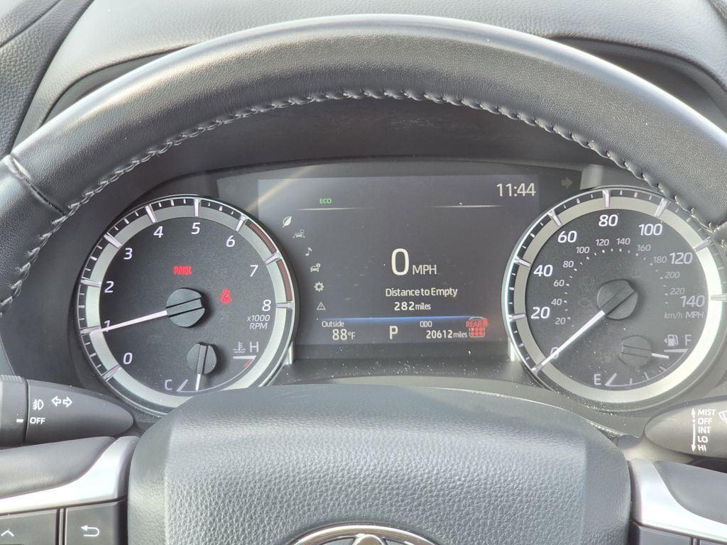 used 2025 Toyota Highlander car, priced at $36,791